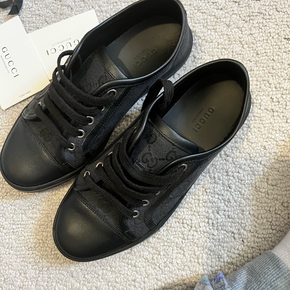 Auth* Gucci sneakers Fits Size6 - Picture 9 of 16